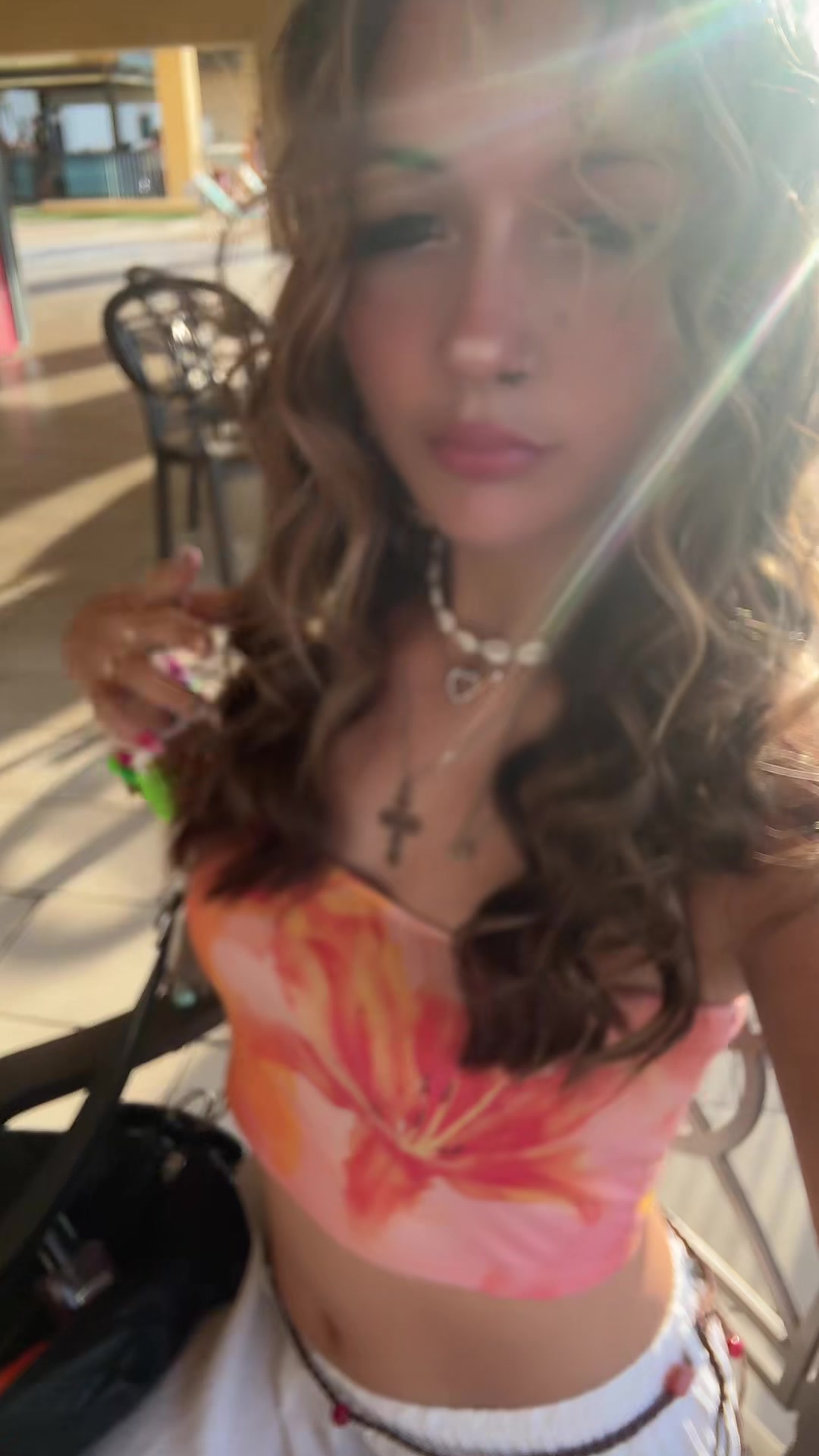 @️
