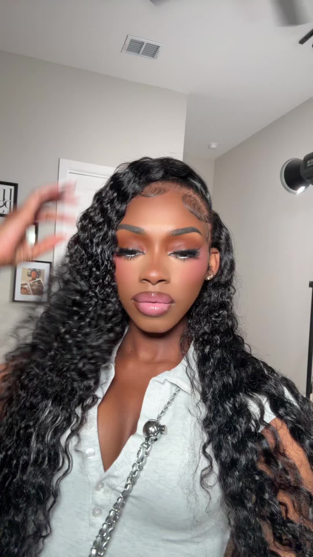 @luhneeezzy