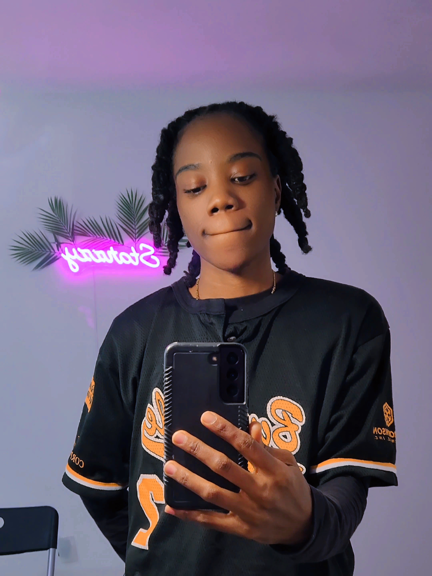 @Starzzy