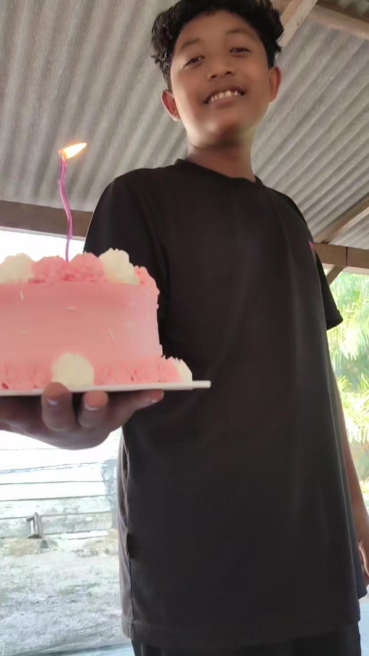 @Ayu