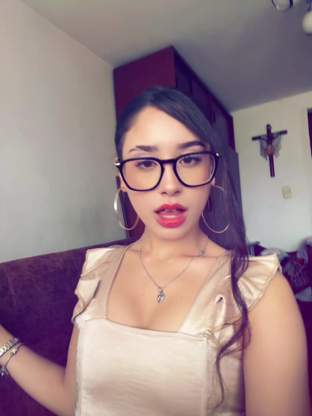 @valeria_🪬