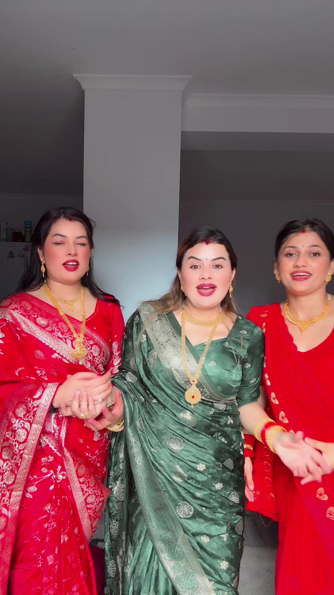 @Jharana🧿🫶