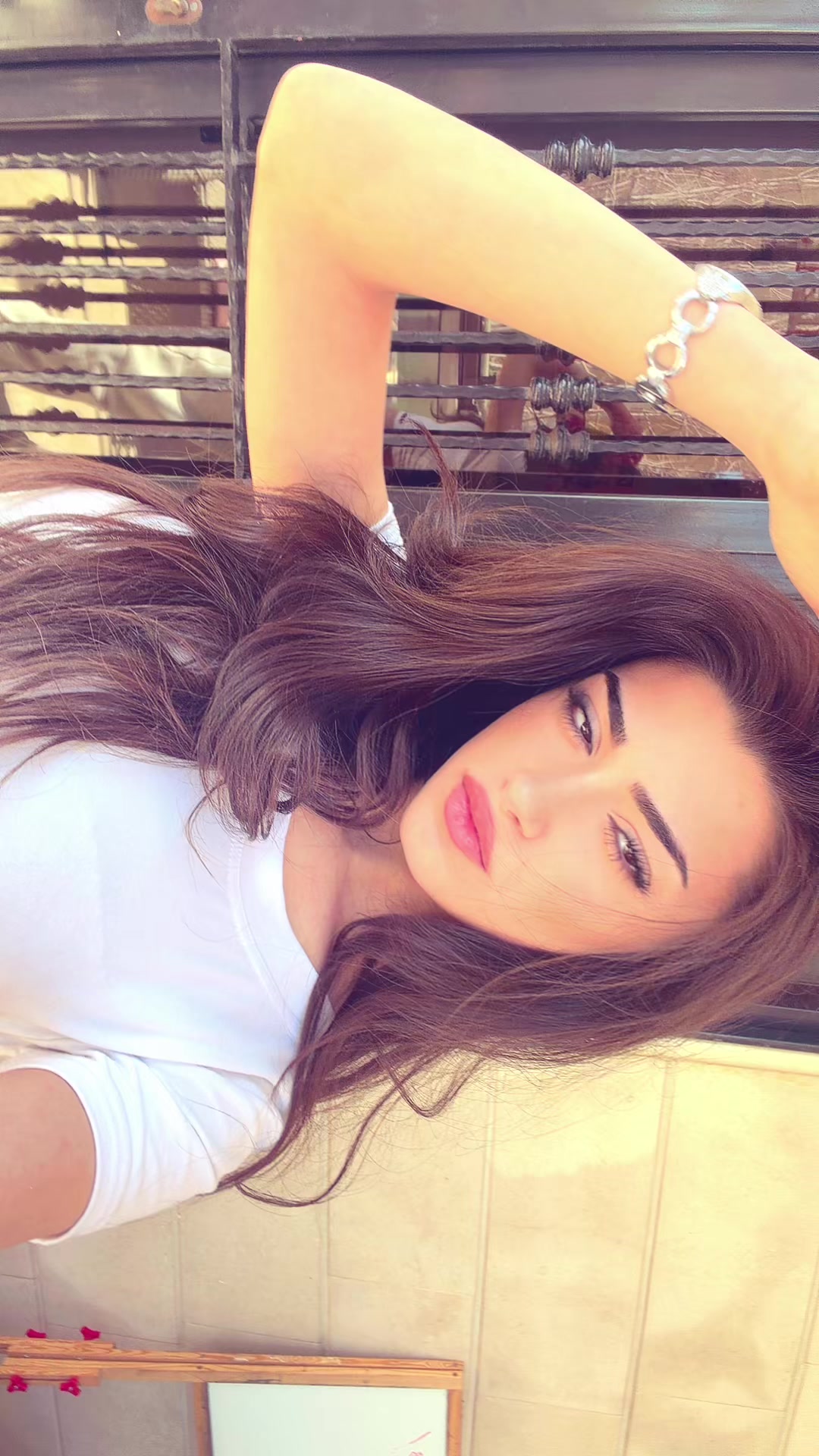 @Claritamaroun