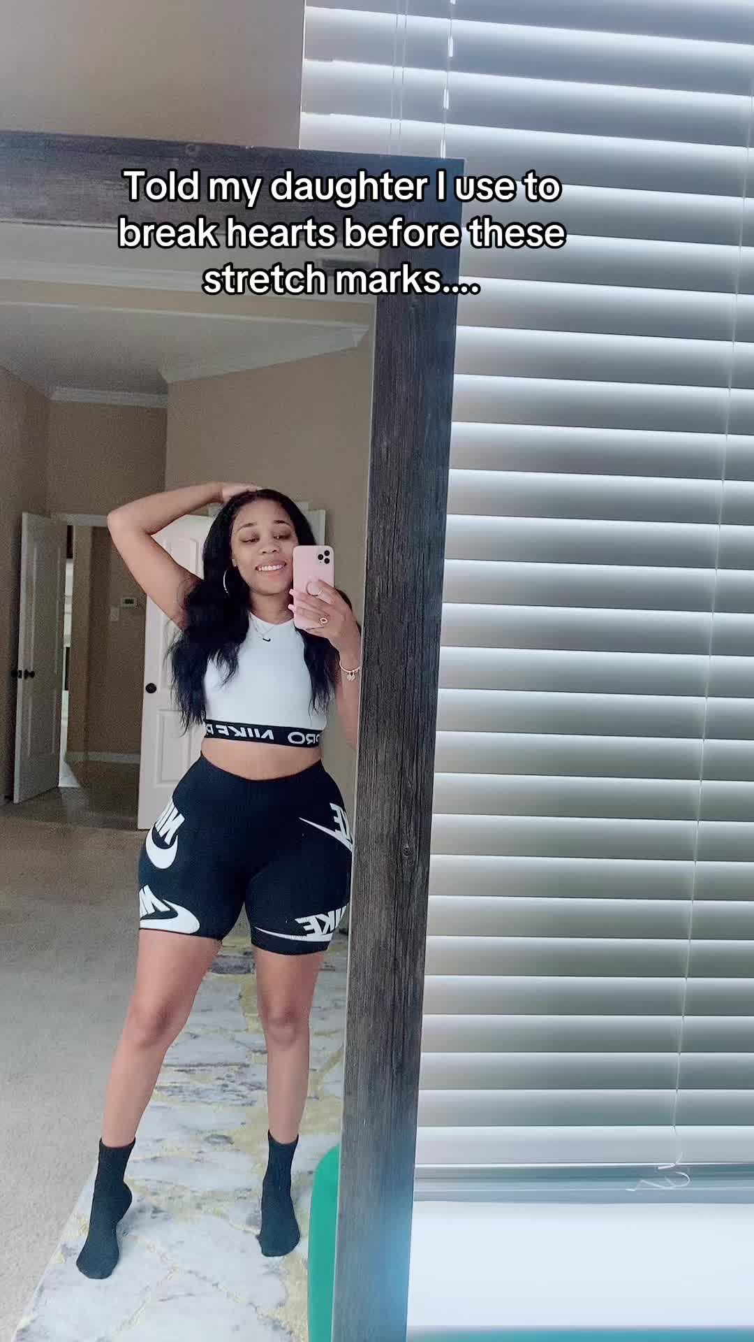 @Official_ieishamarie