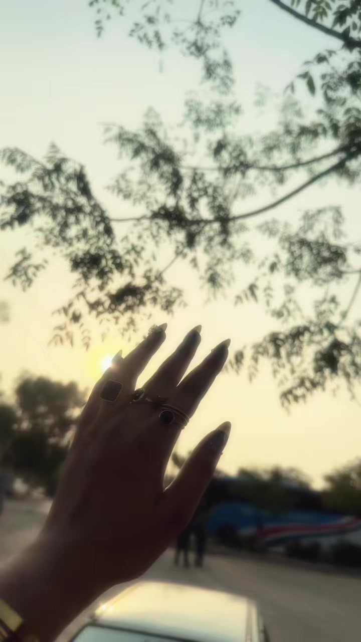 @emanali🦋