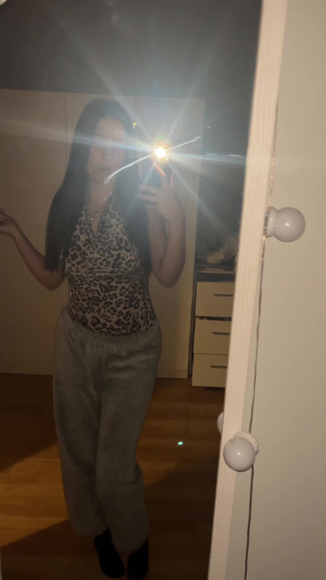 @🦋