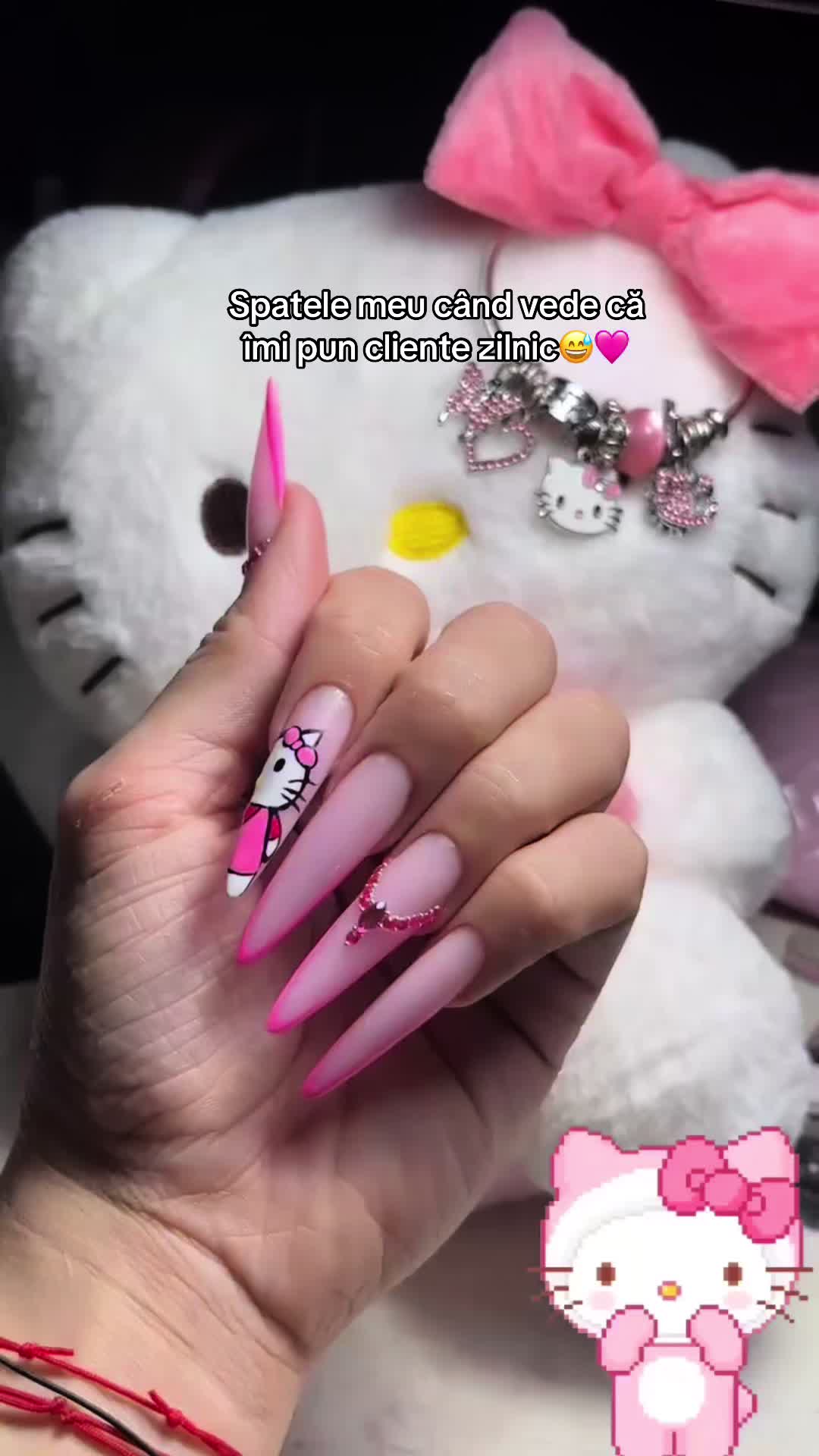 @nails_elly