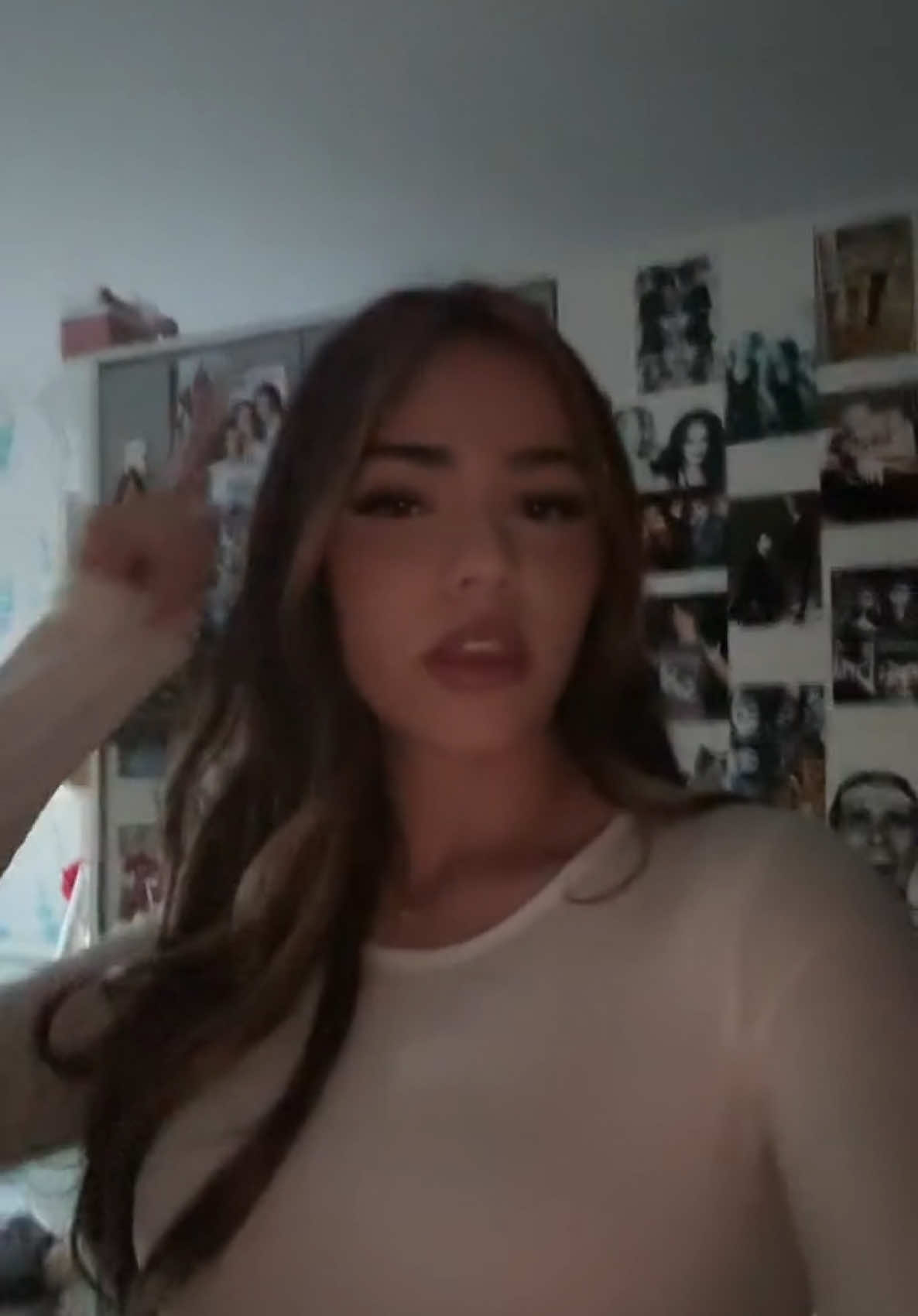 @𝐚𝐧𝐠𝐞𝐥𝐢𝐤𝐚🌺