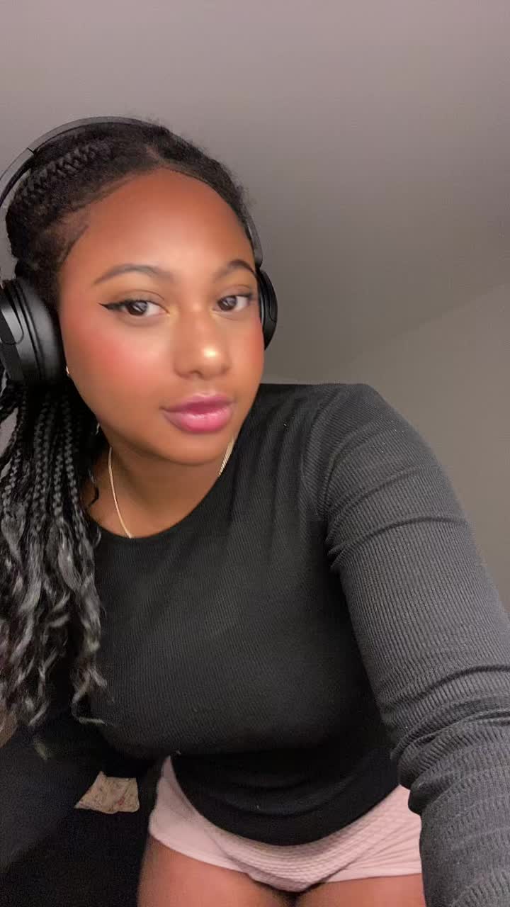 @XOkelly_xo