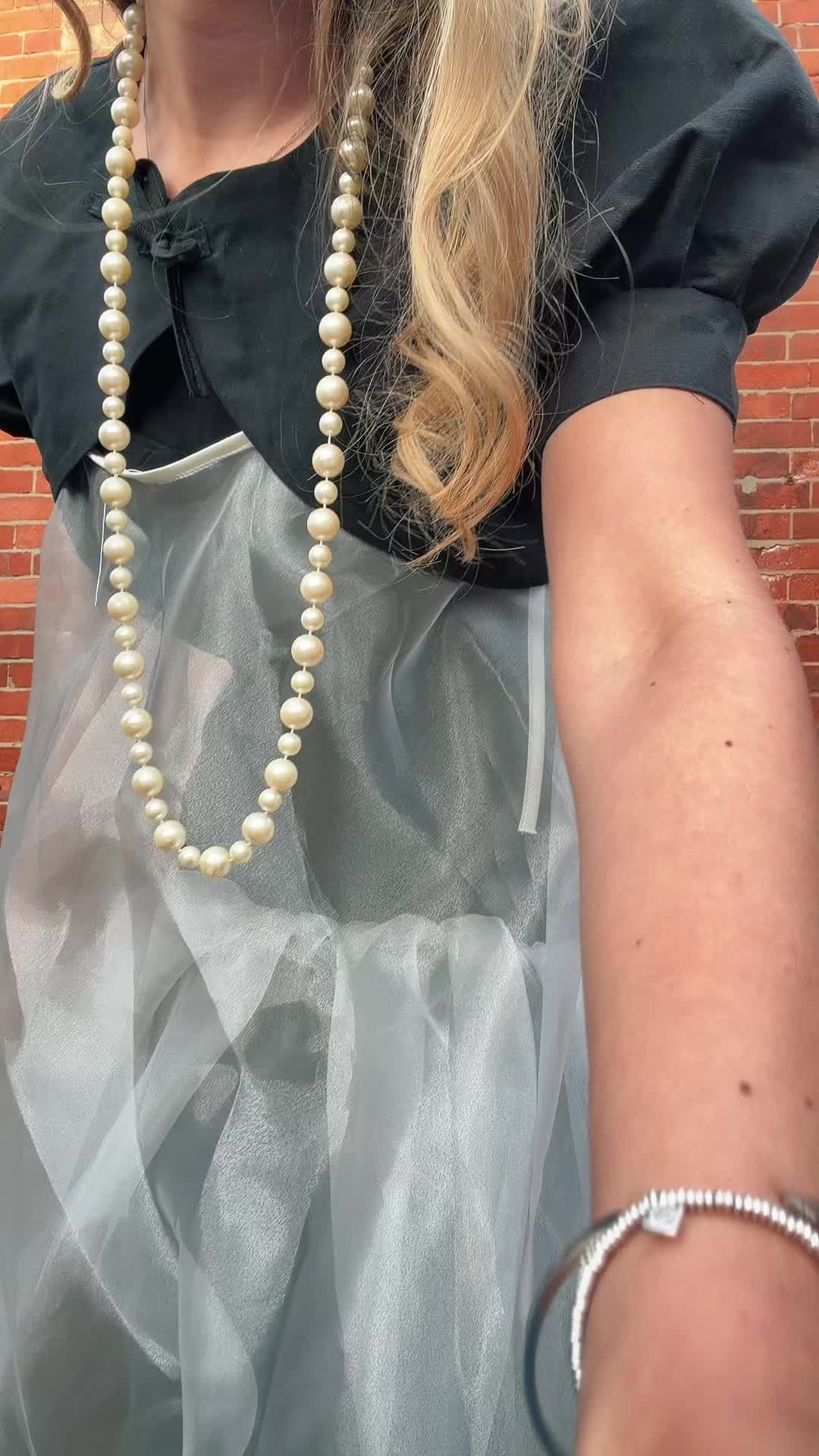 @em🌟