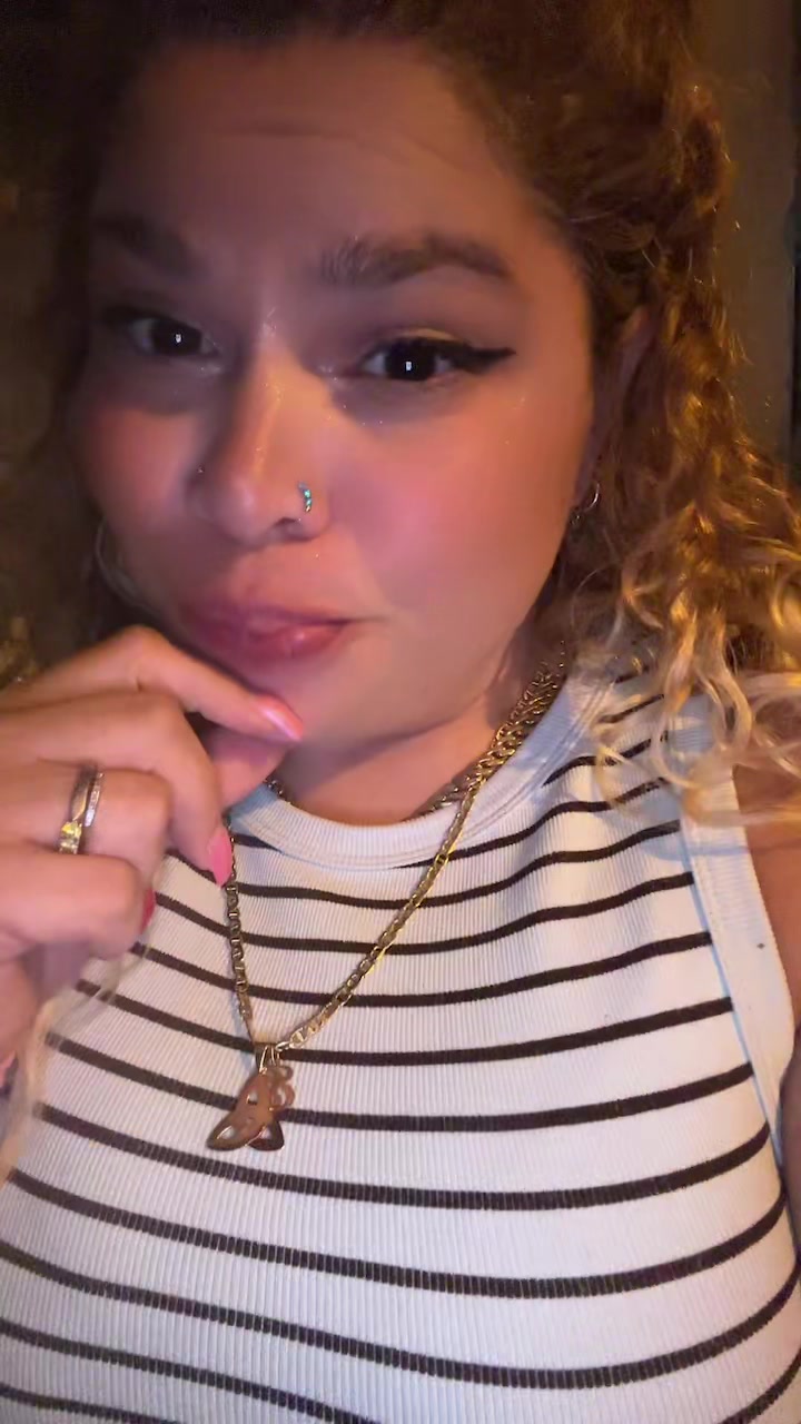 @Julianaquemala