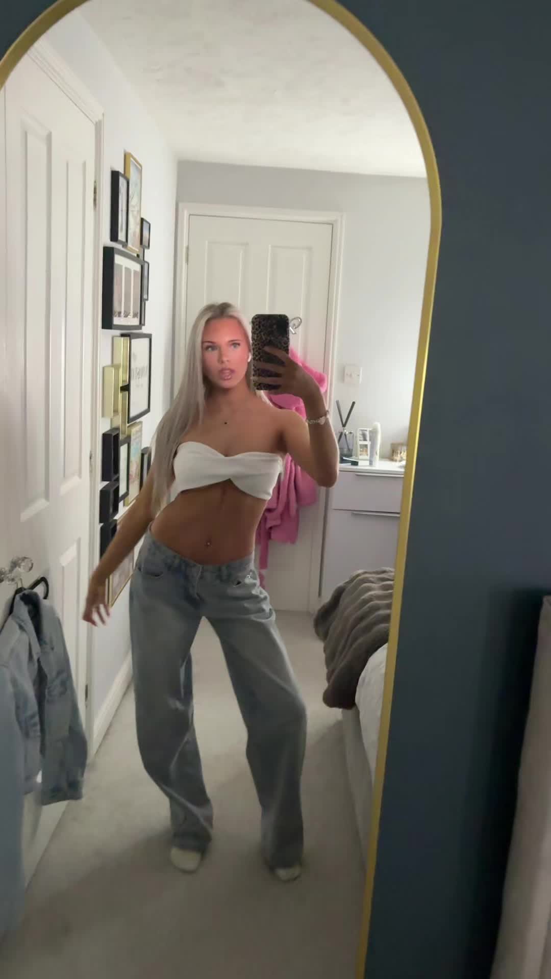@ellie