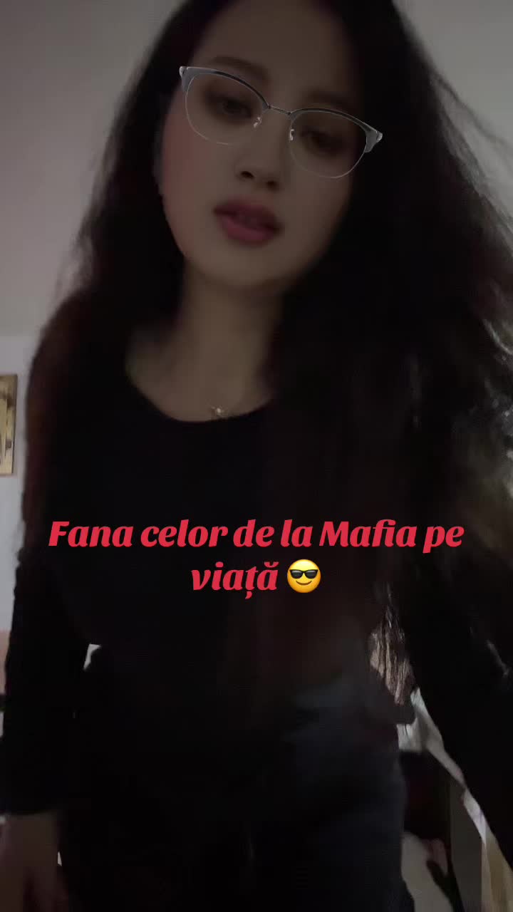 @❤️ Moldoveanca 💛 Cu 💙 Tupeu