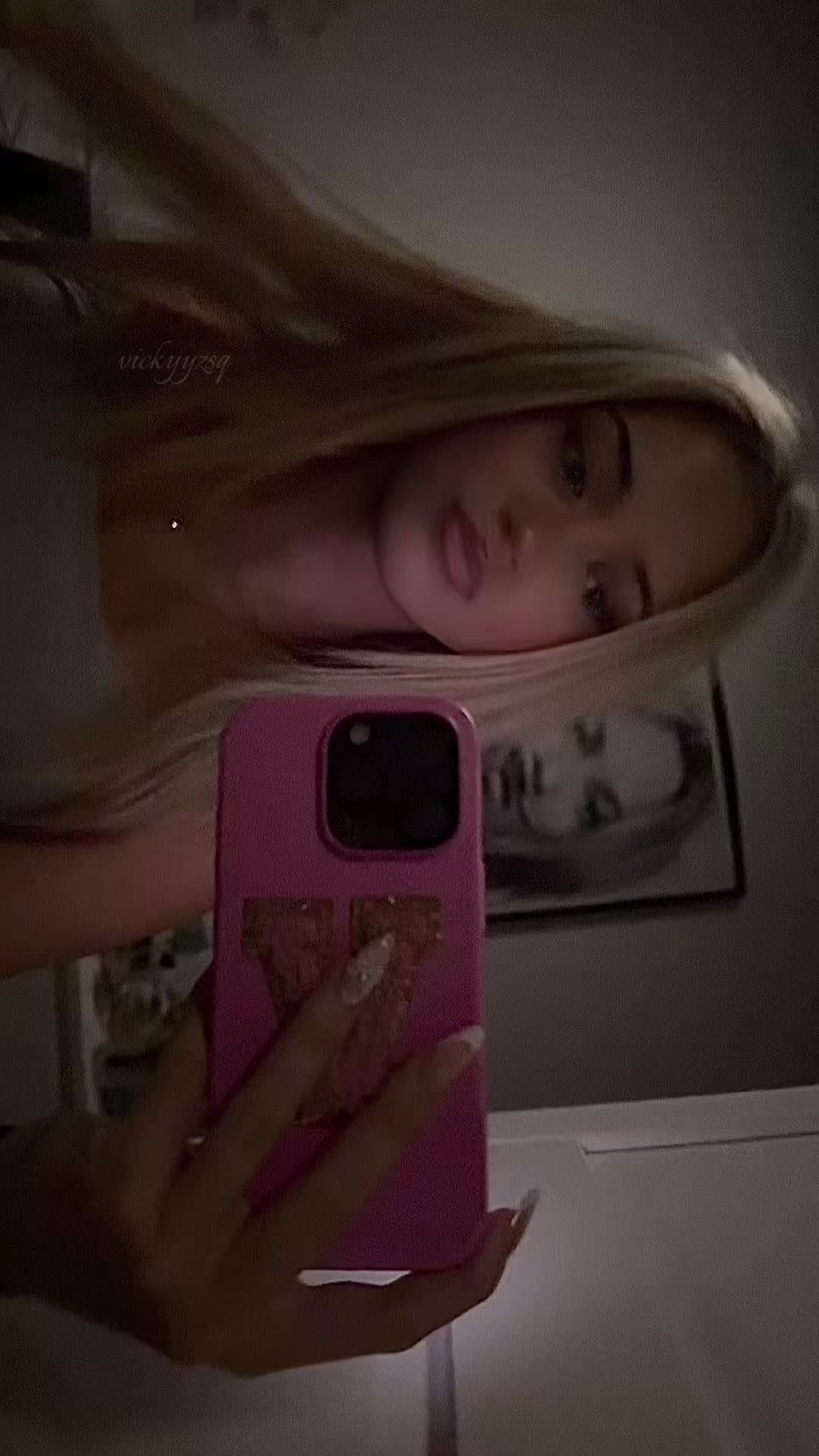 @VICKY