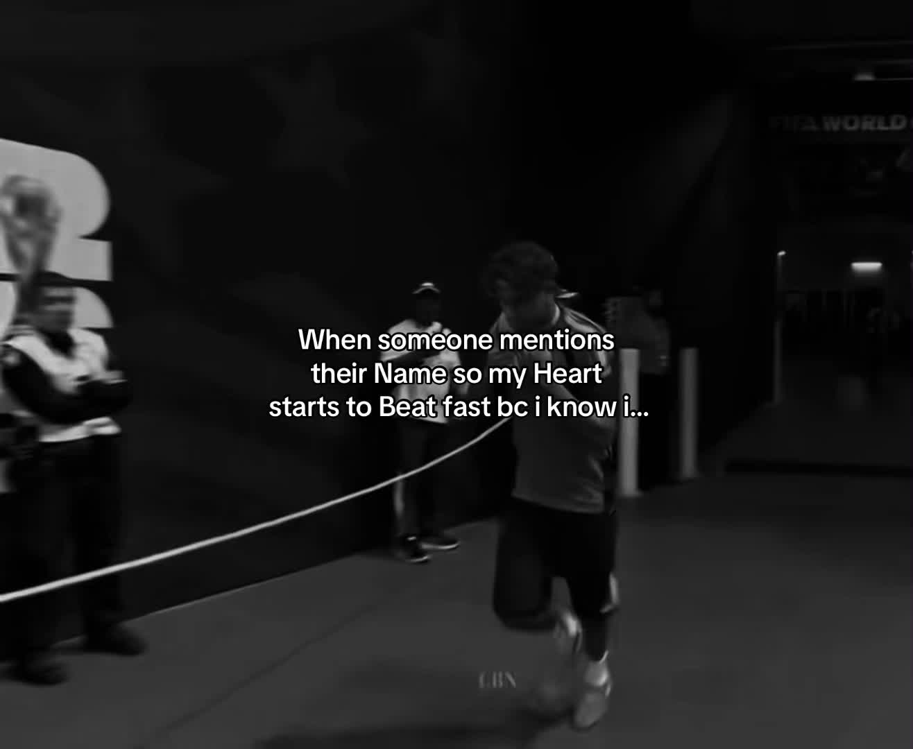 @(ᴇ ᴍ ɪ ʟ ʟ ɪ ᴏ)