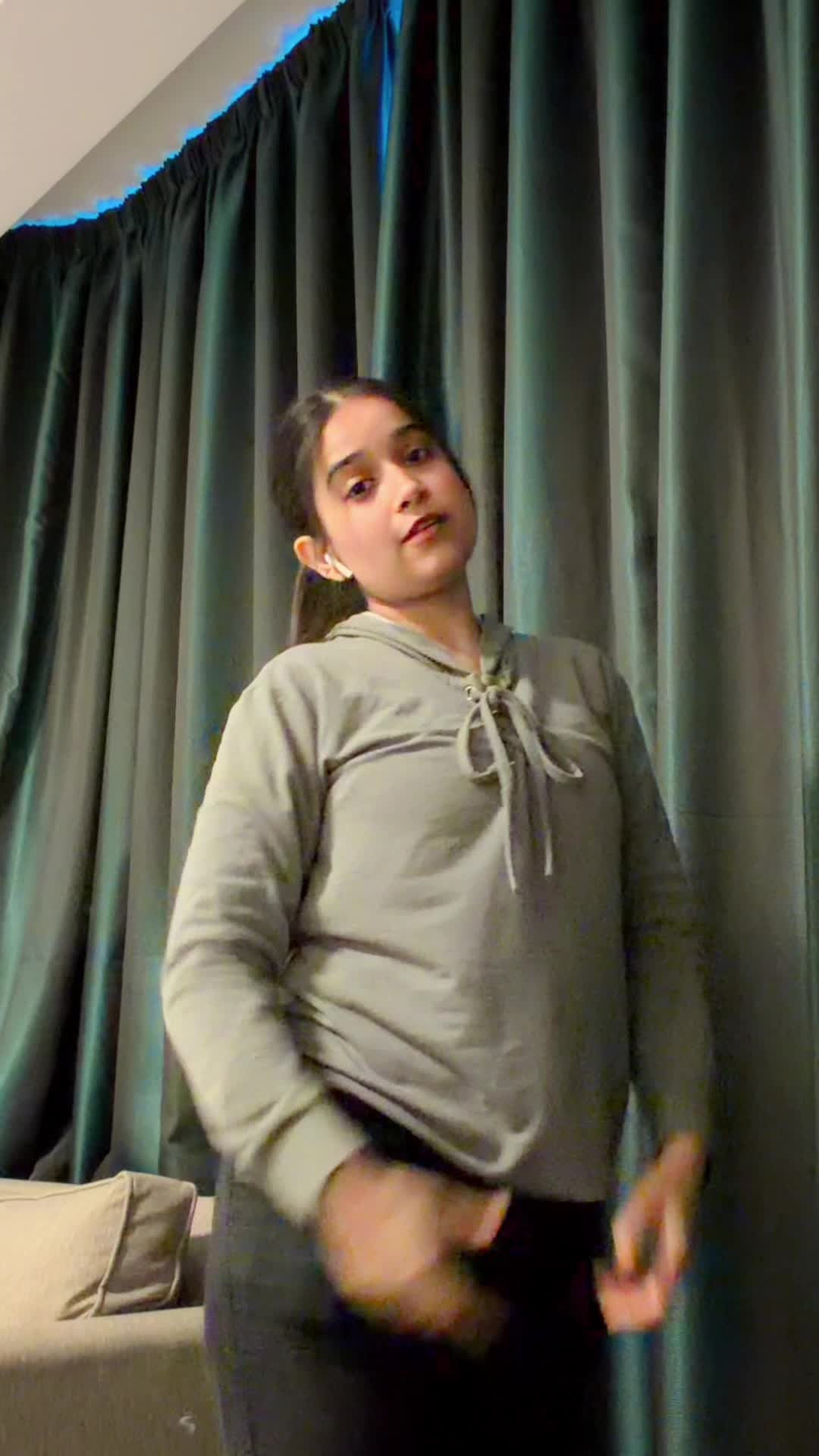 @itsme_komal1