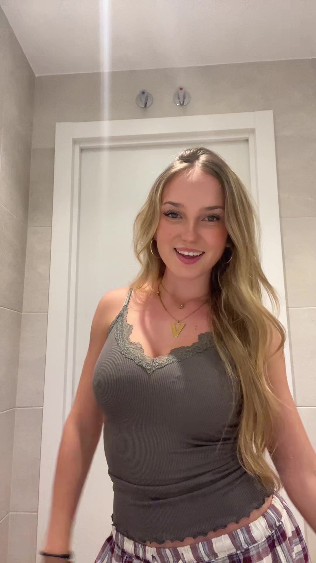 @vickyyy
