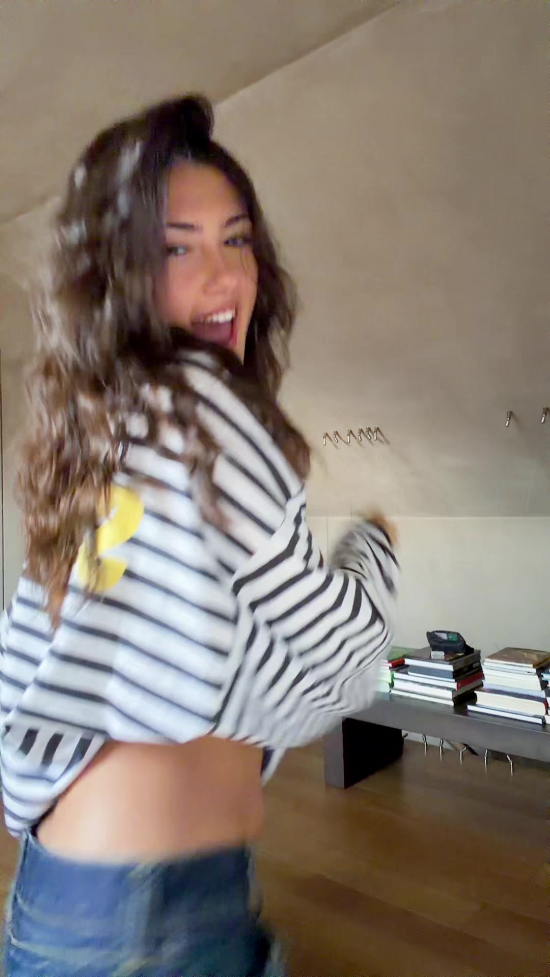 @zoesimoninii