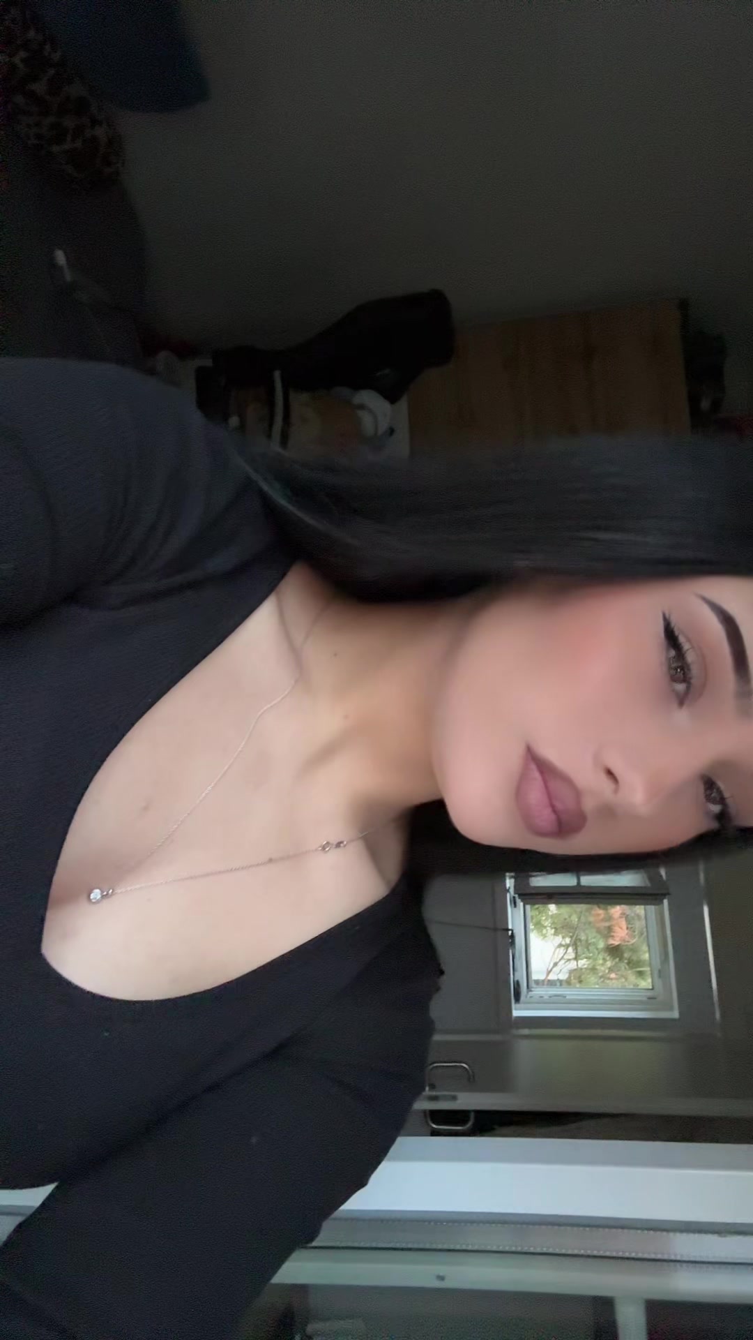 @Lena🌟