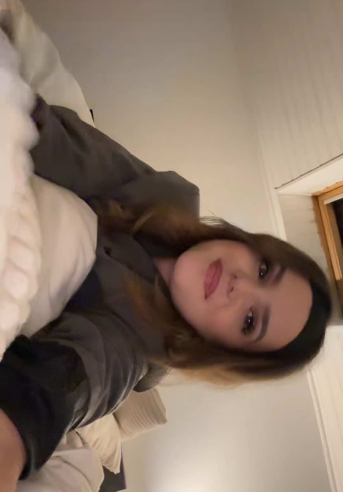 @Alii.