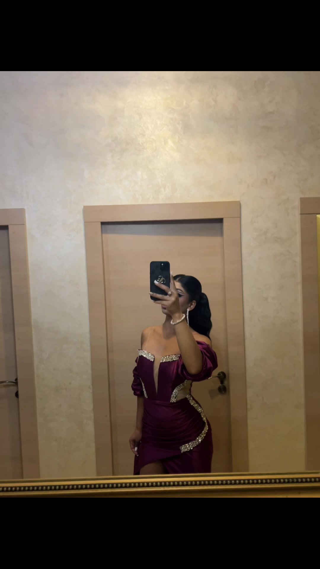 @𝐂𝐑𝐈𝐒𝐓𝐈𝐍𝐀