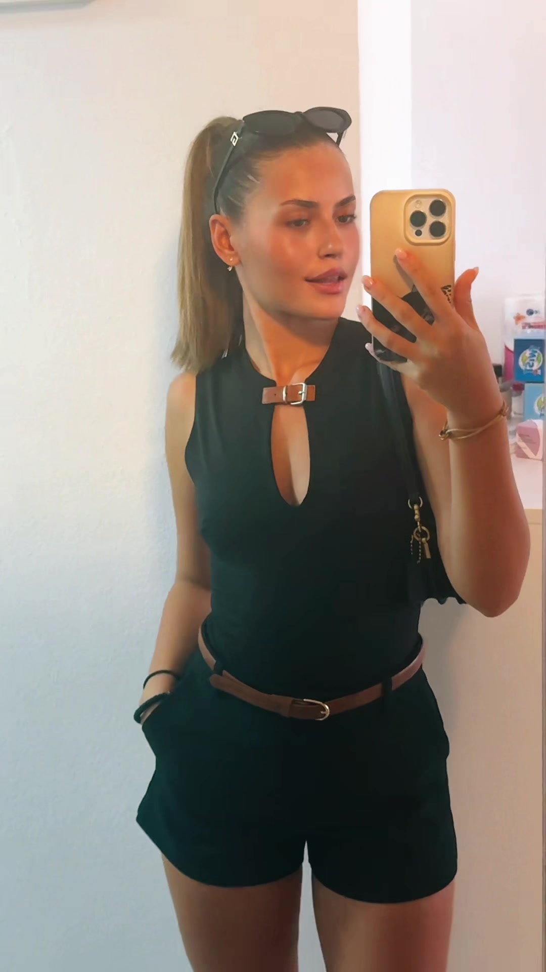 @меланија