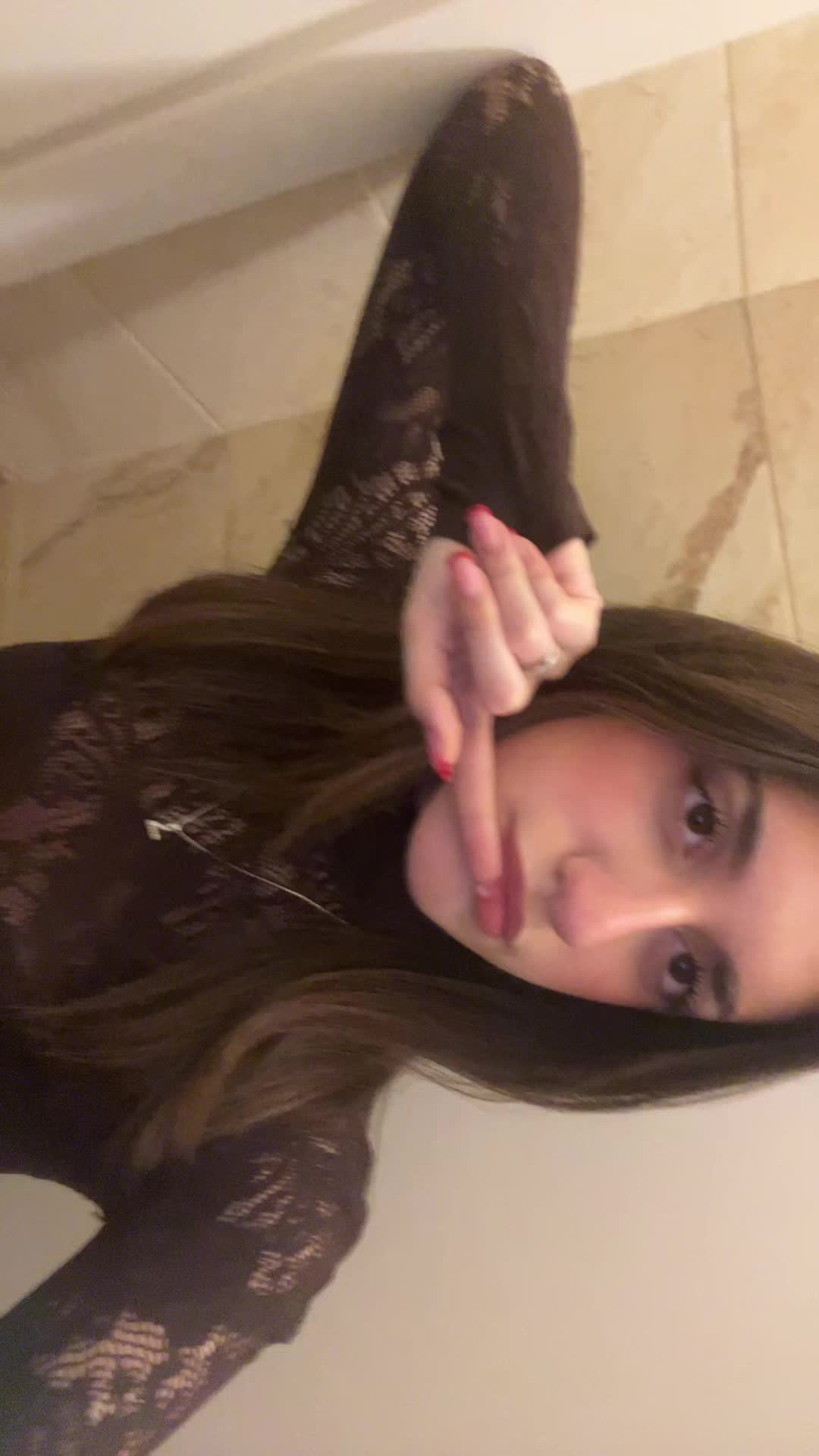 @vale ✮⋆˙