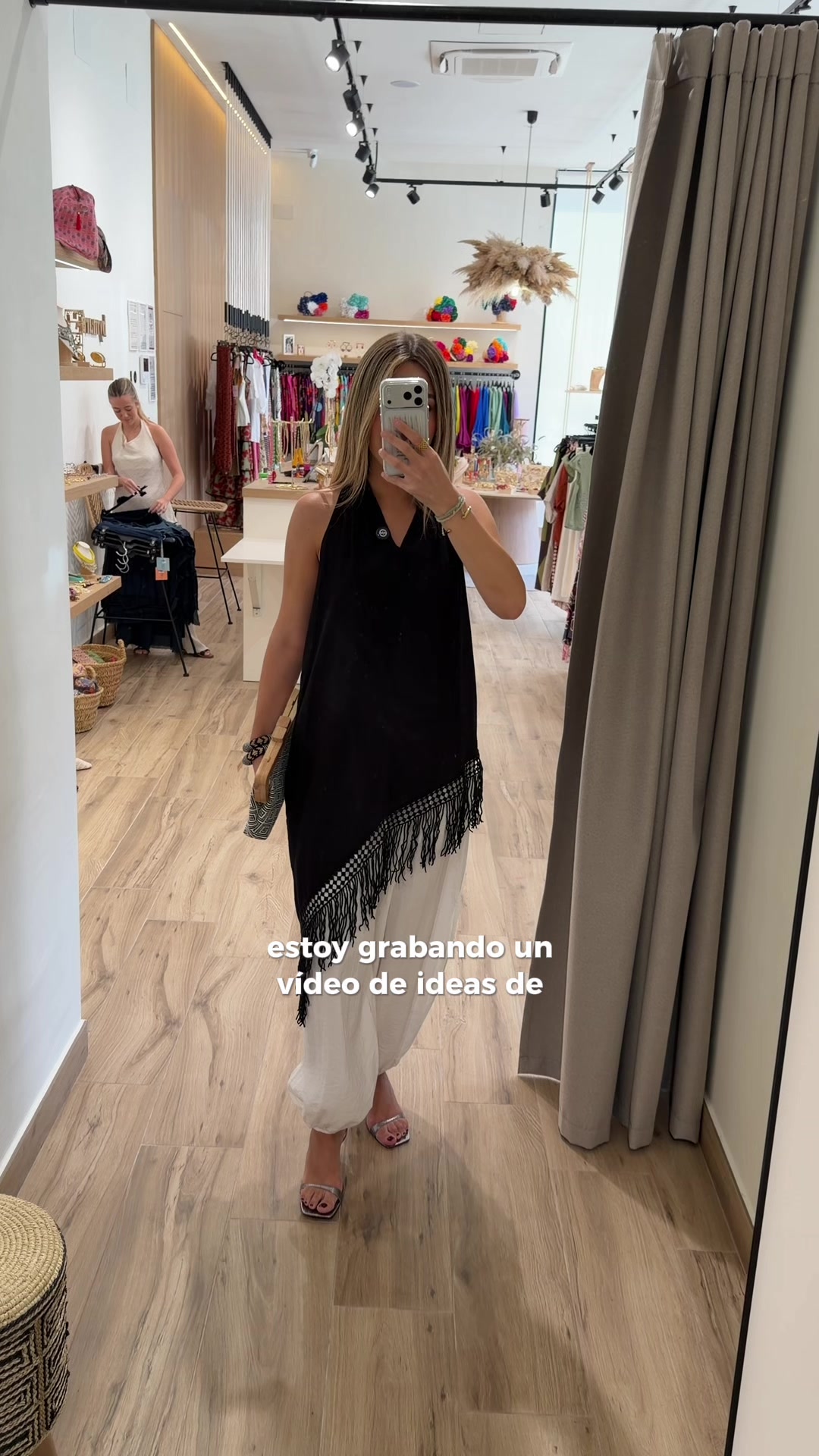 @bymartishop