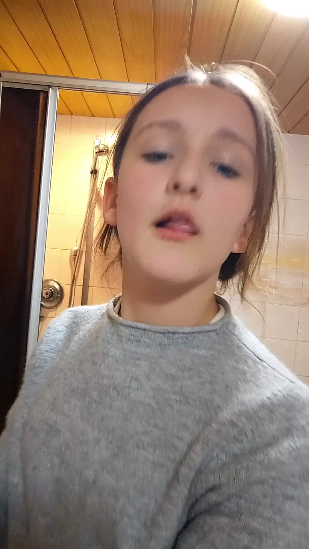@Nina