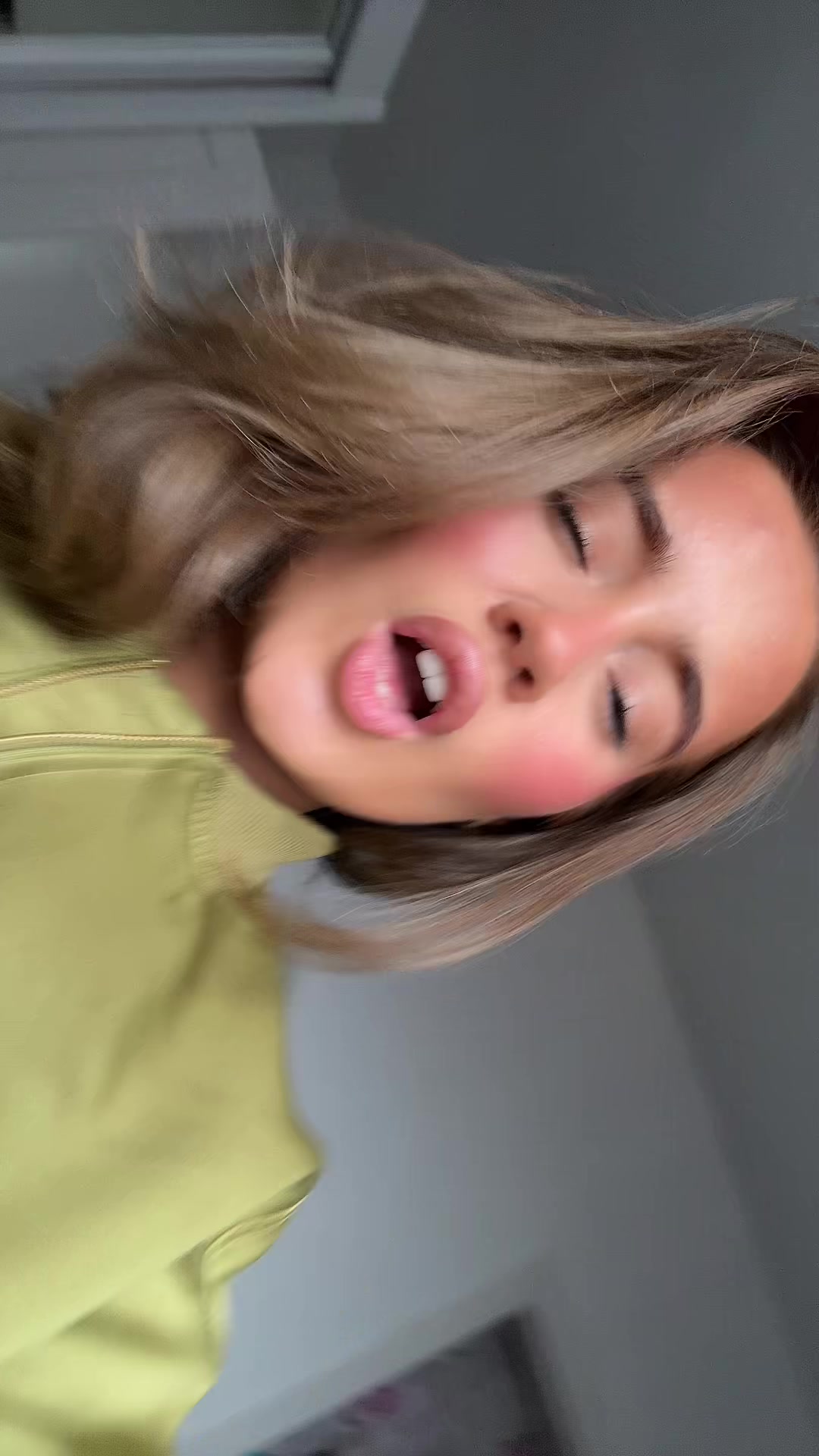 @Ali🐝