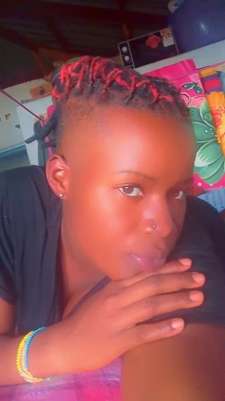 @thee2542