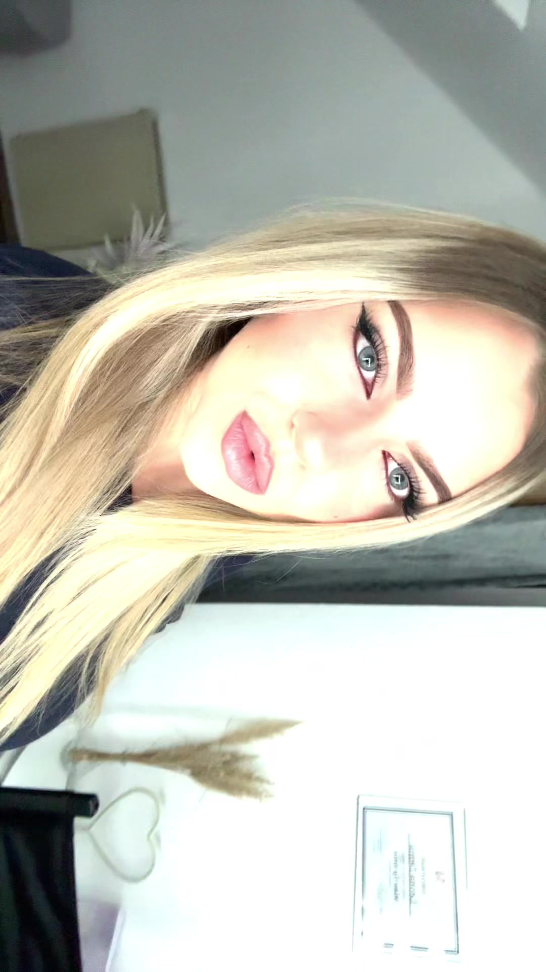 @𝓛𝓮𝓸𝓷𝓪🇦🇱