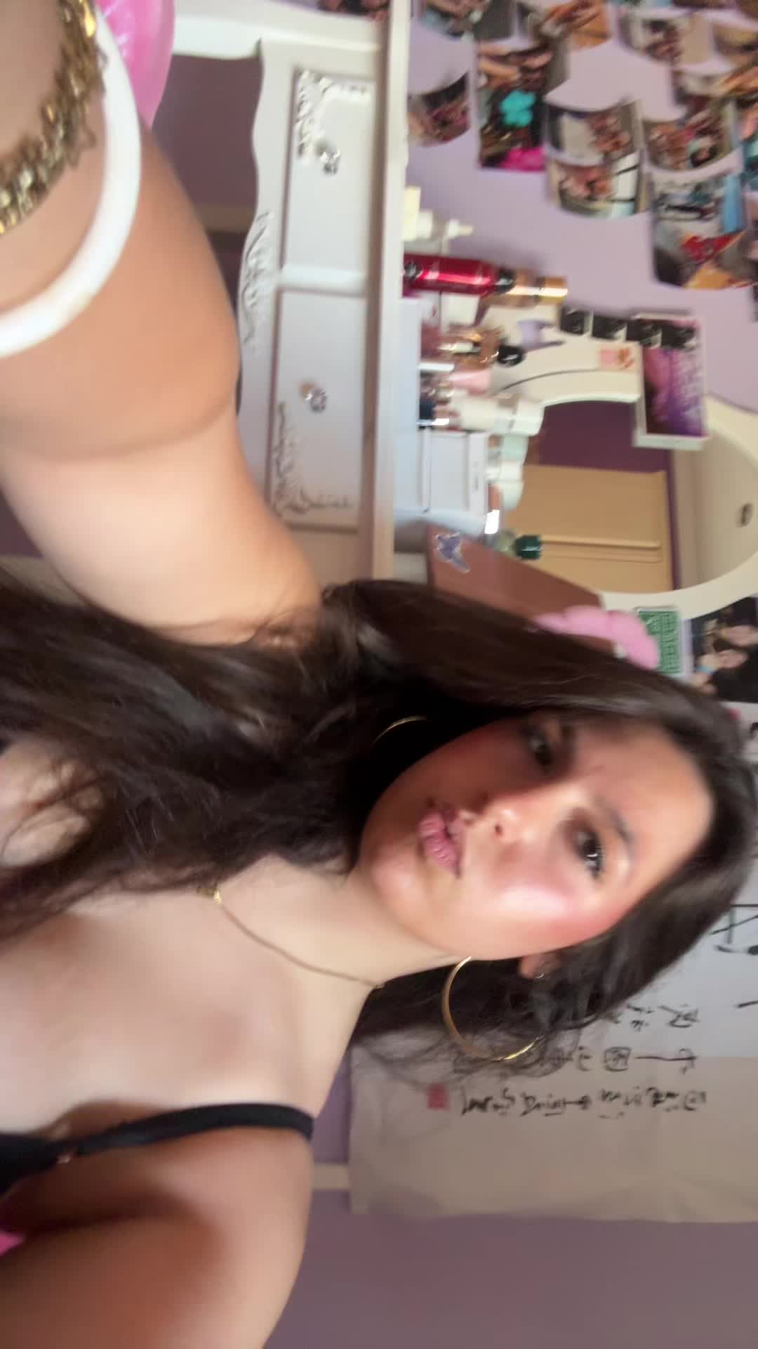 @andrea🍒