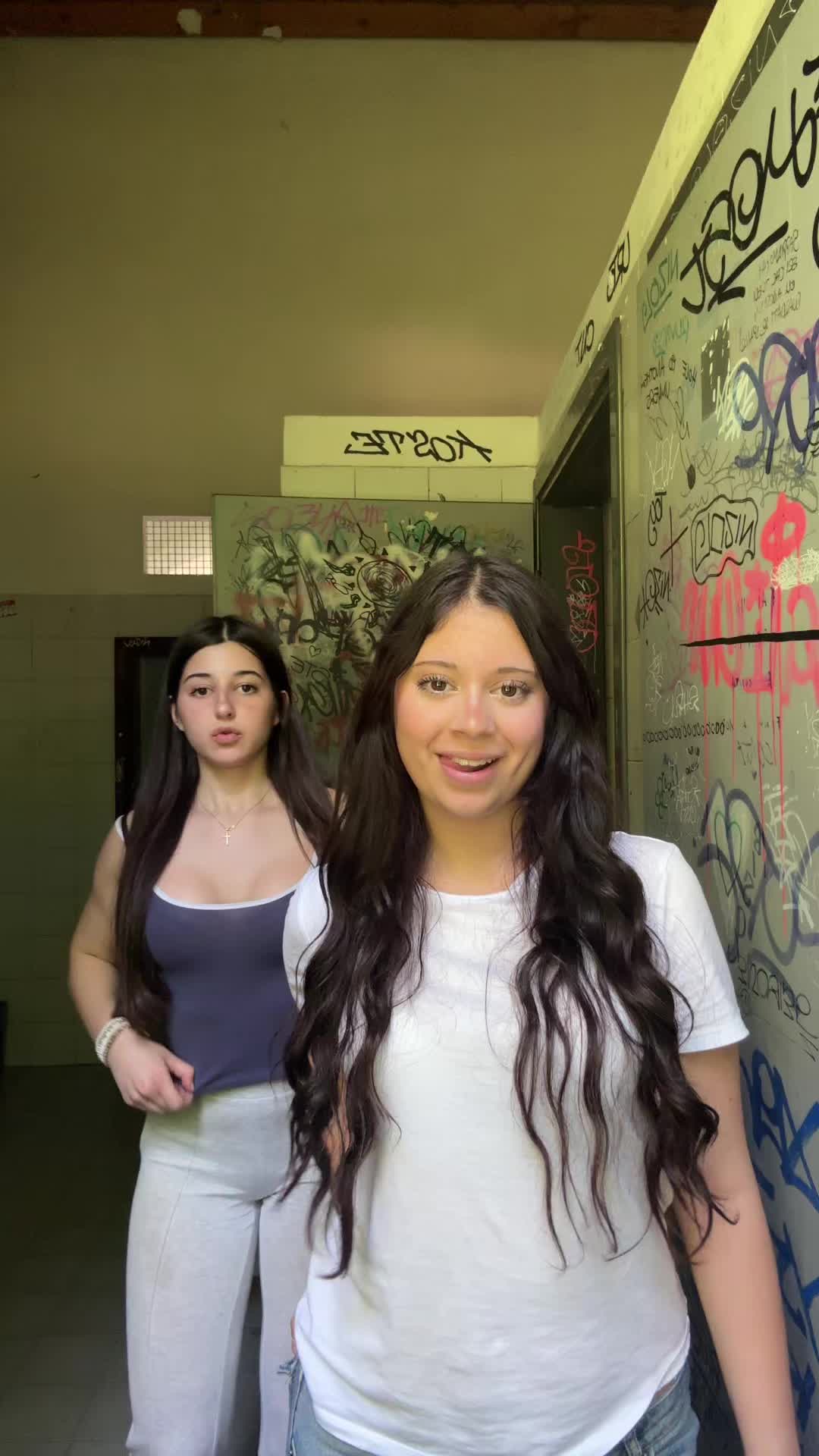 @aloiv