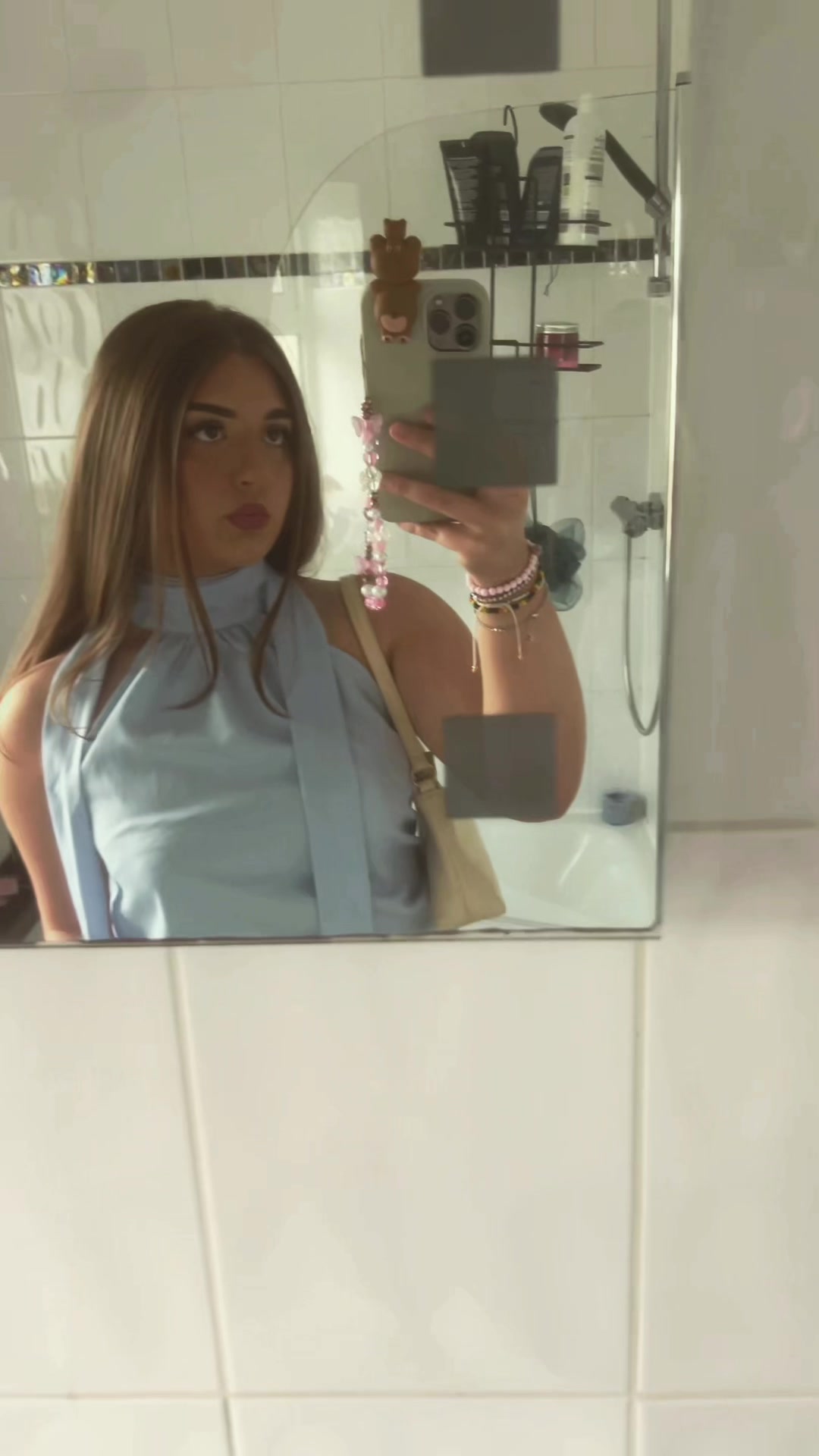 @I Z Z Y 🩶