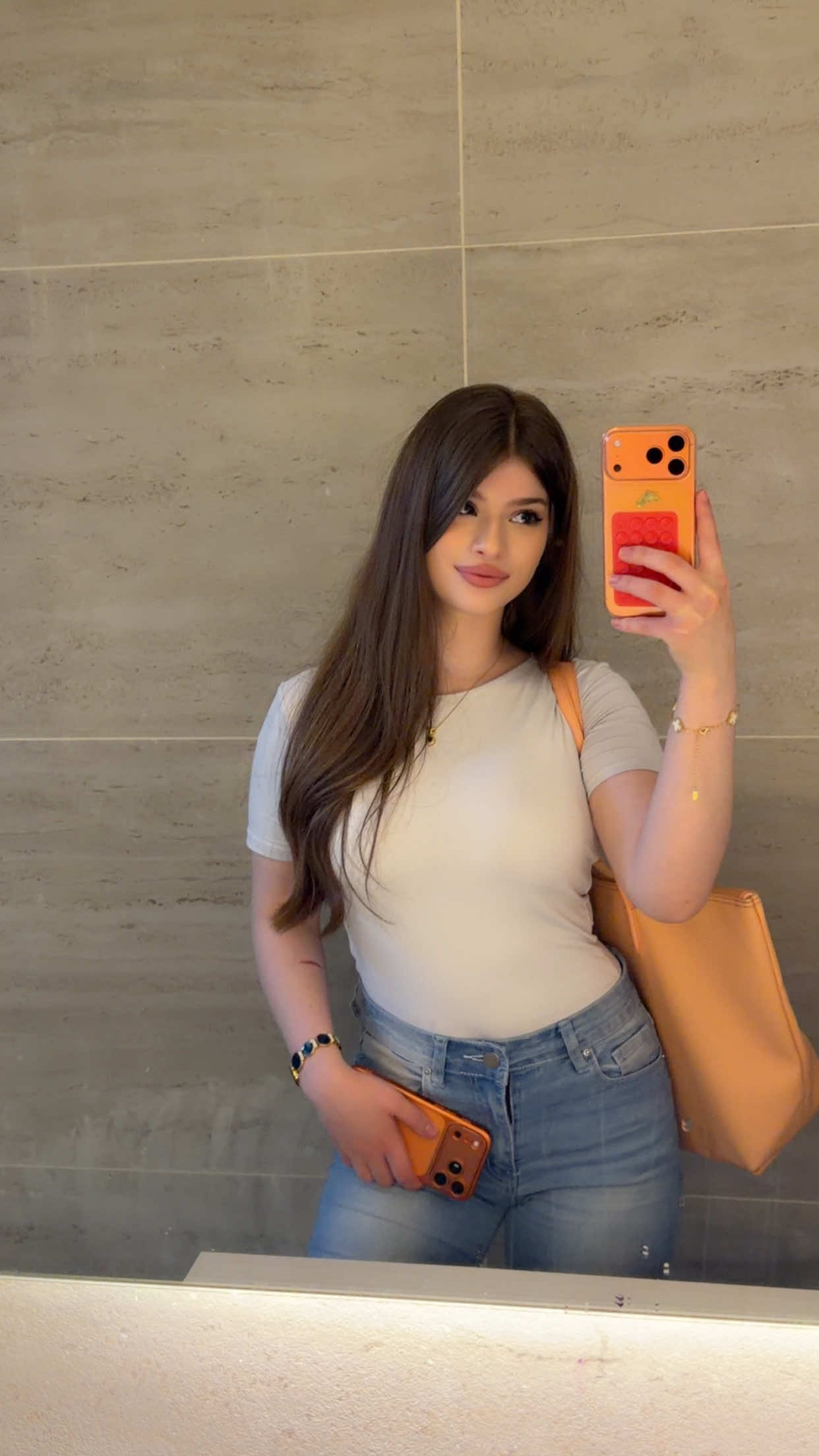 @Sarah Nova