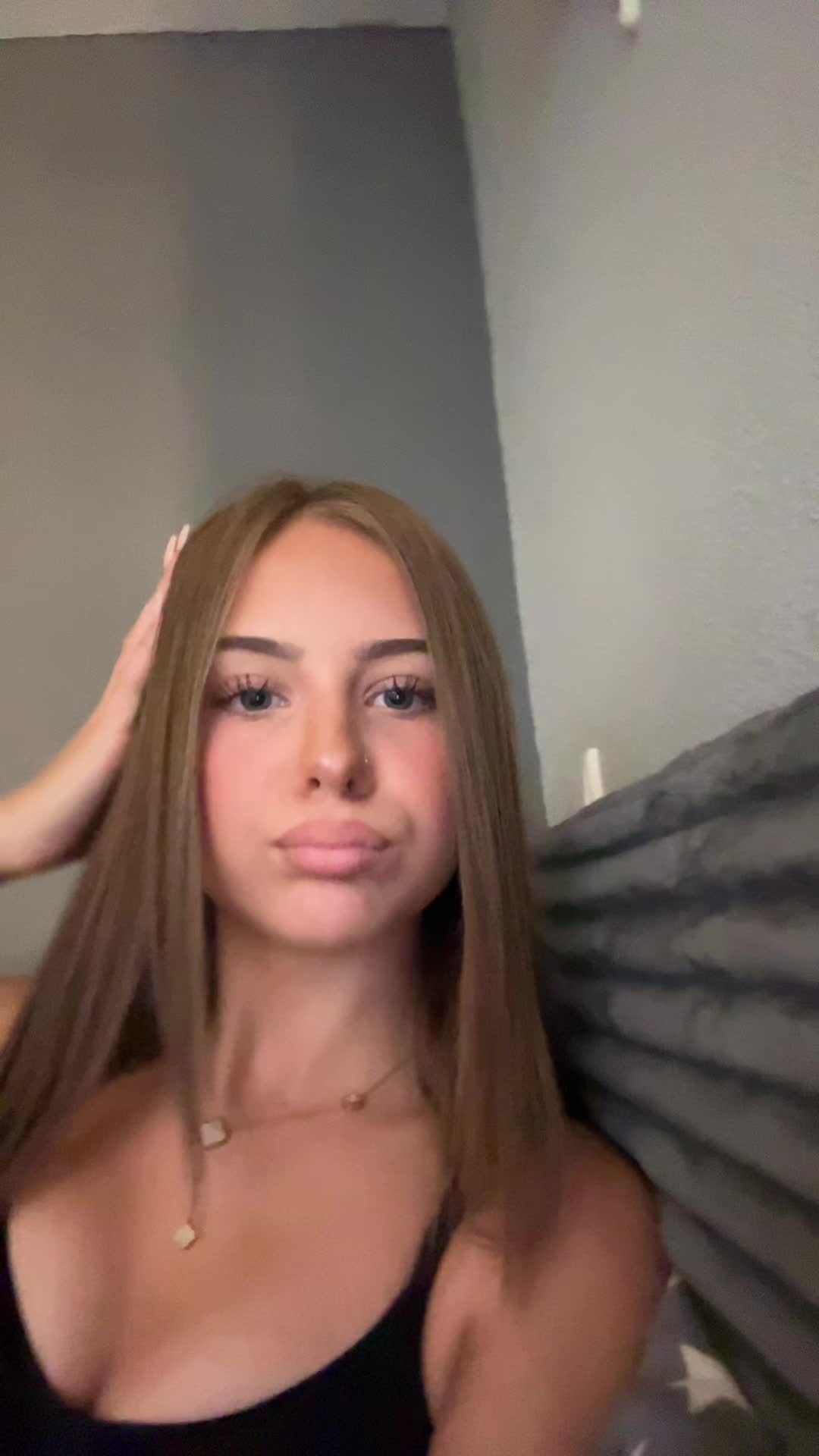 @melina.s.l