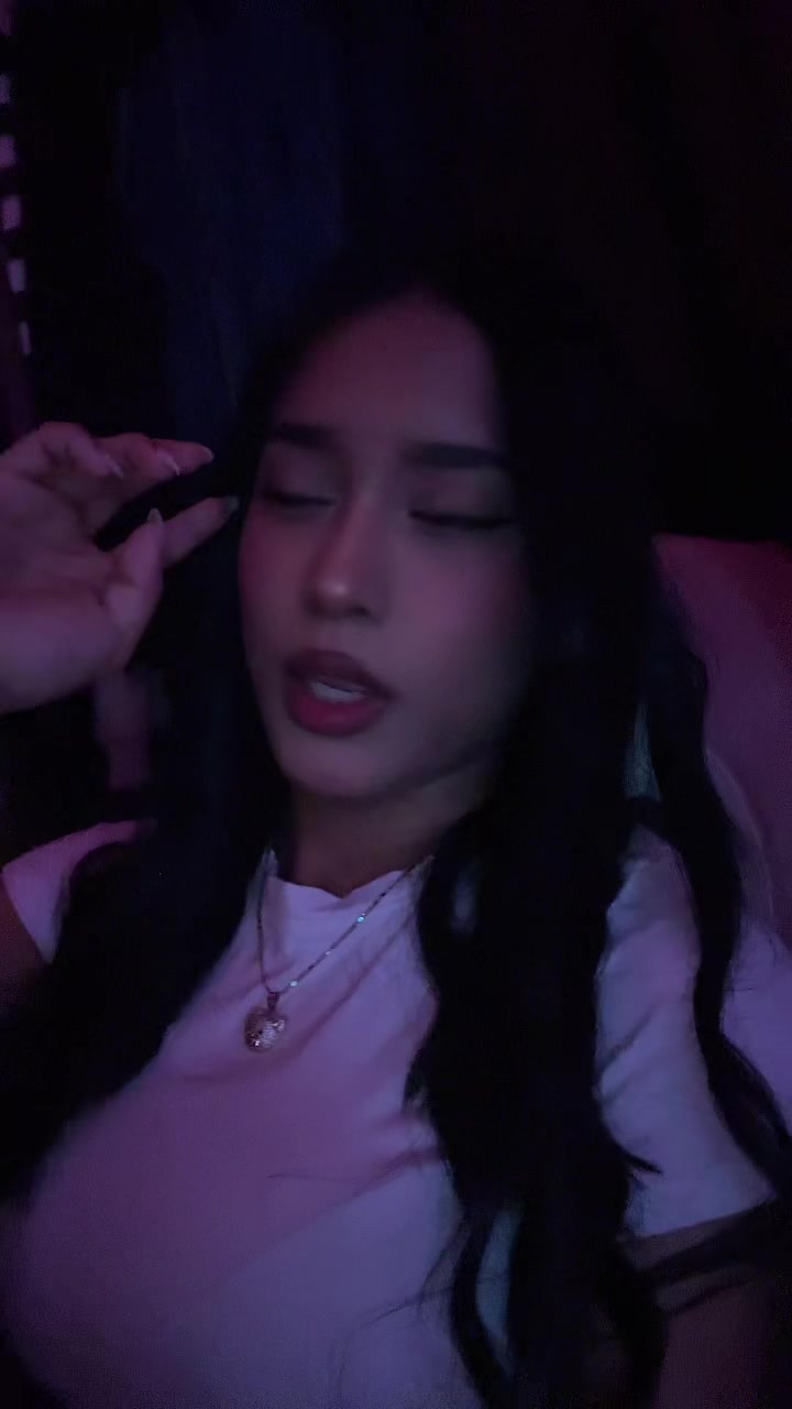 @Laura ๐