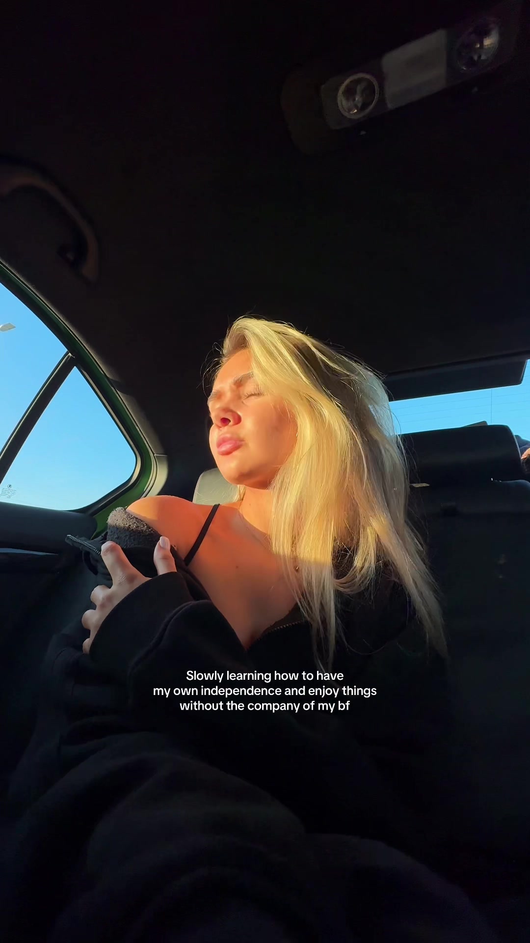 @𝐞𝐦