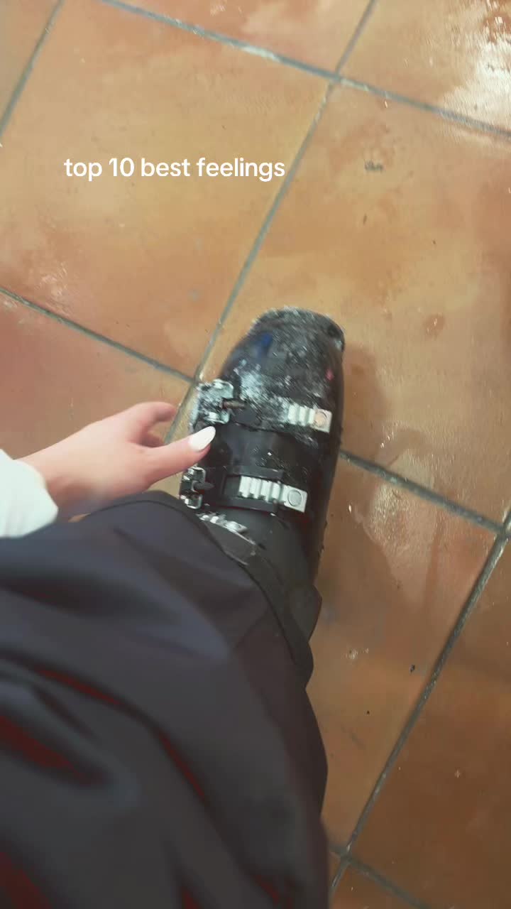 @😝