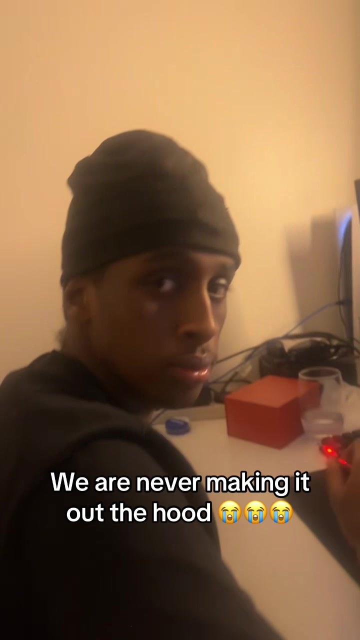 @Rbow