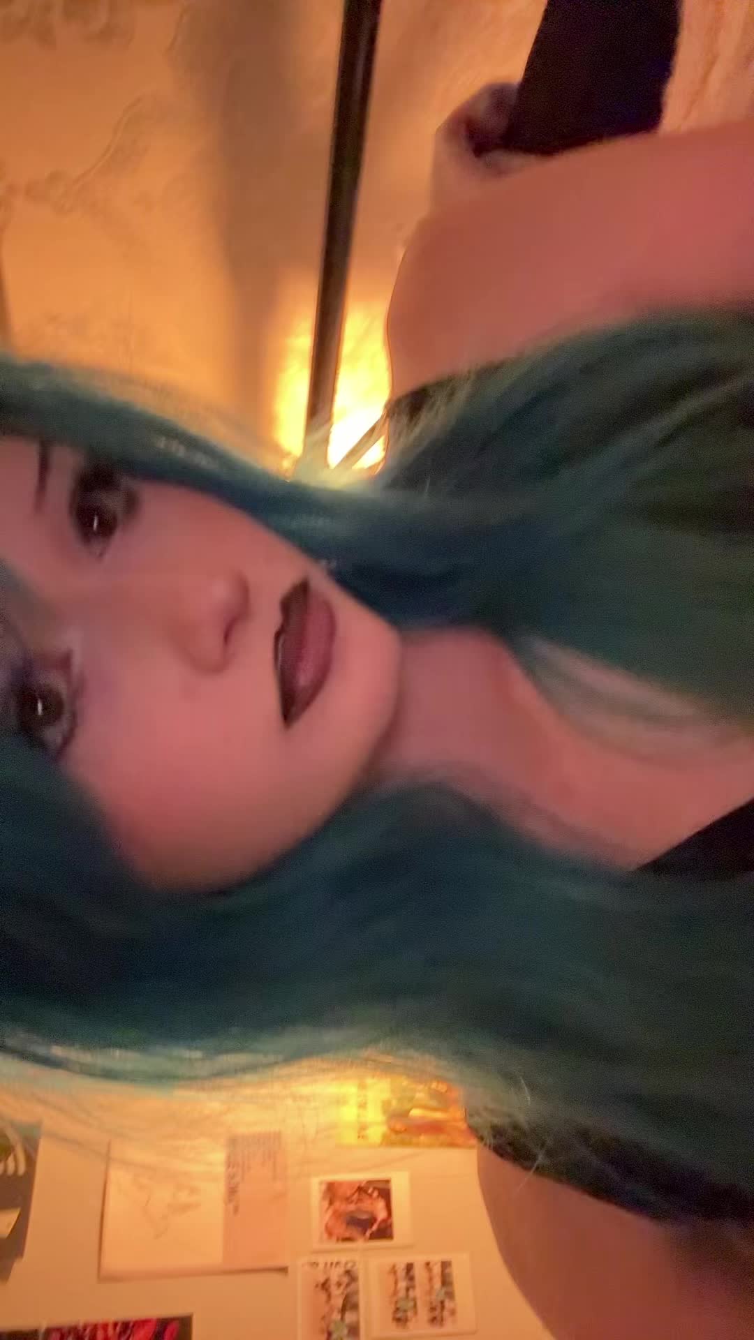 @girlwiththecoolbluehair