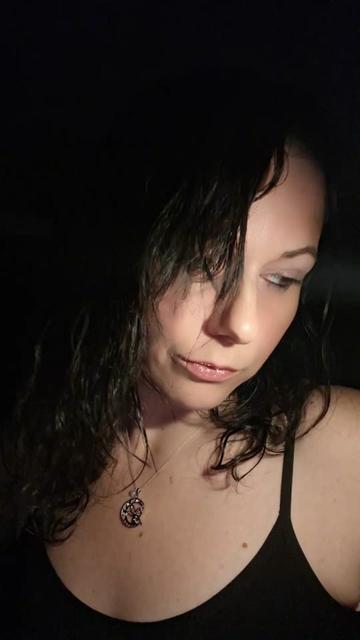 @Juliafee