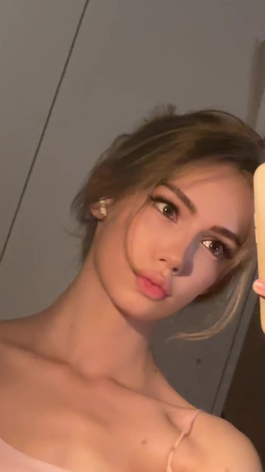 @Eva