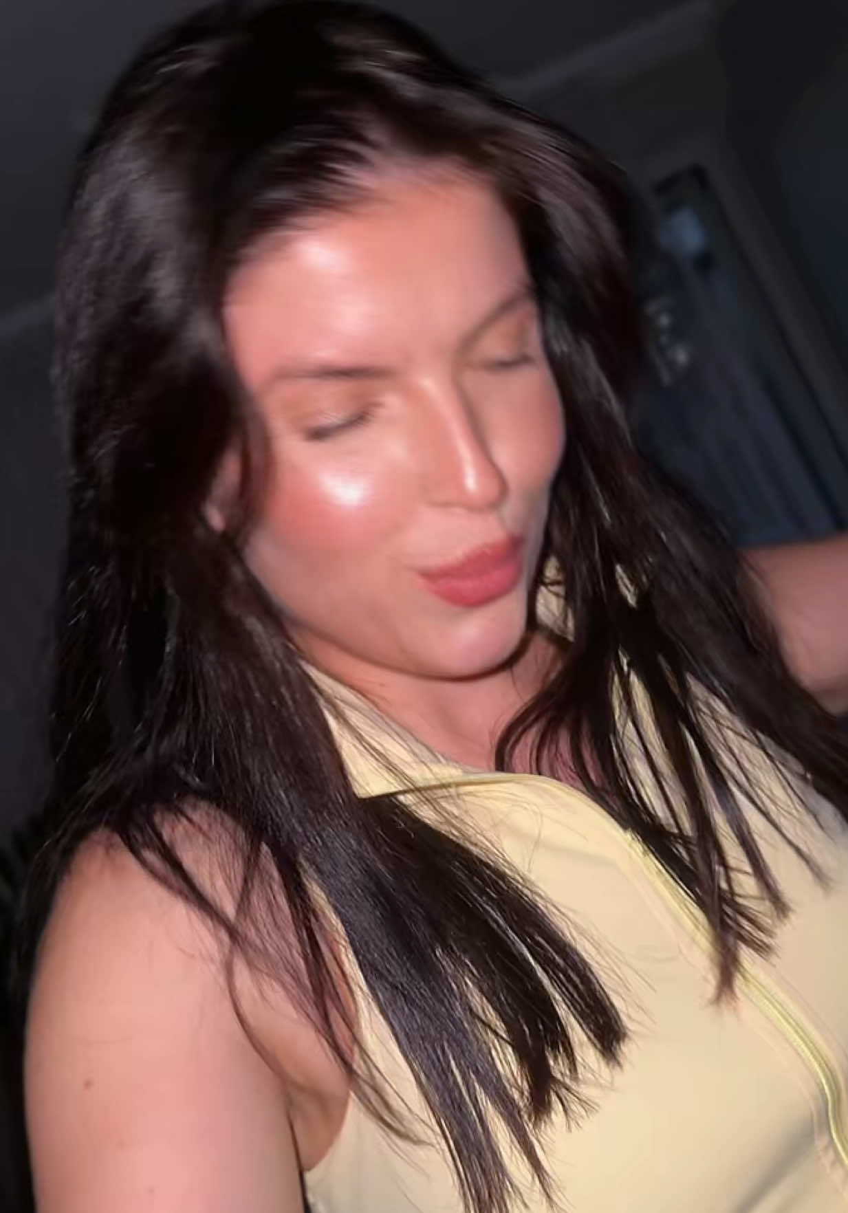 @nicoleta_moldoveanca