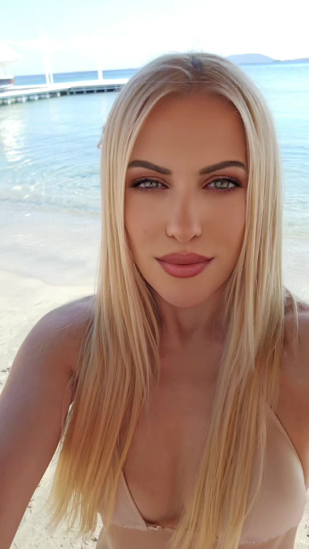 @alexia