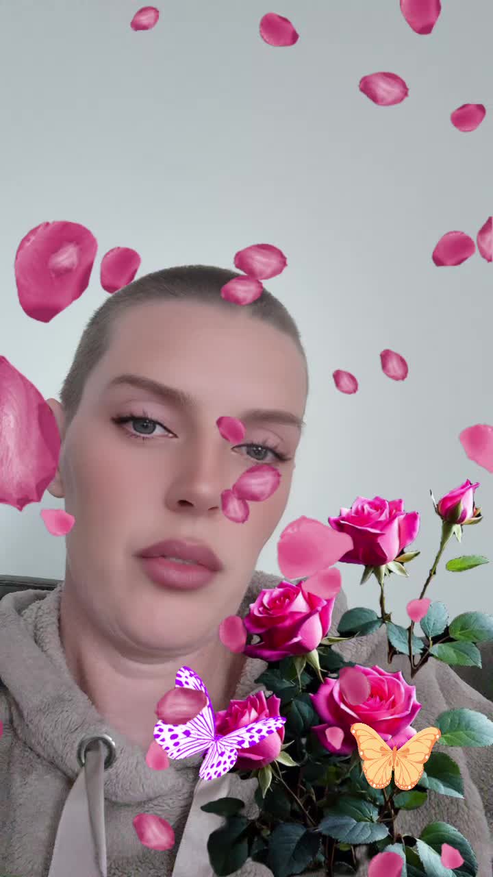 @clairebevs