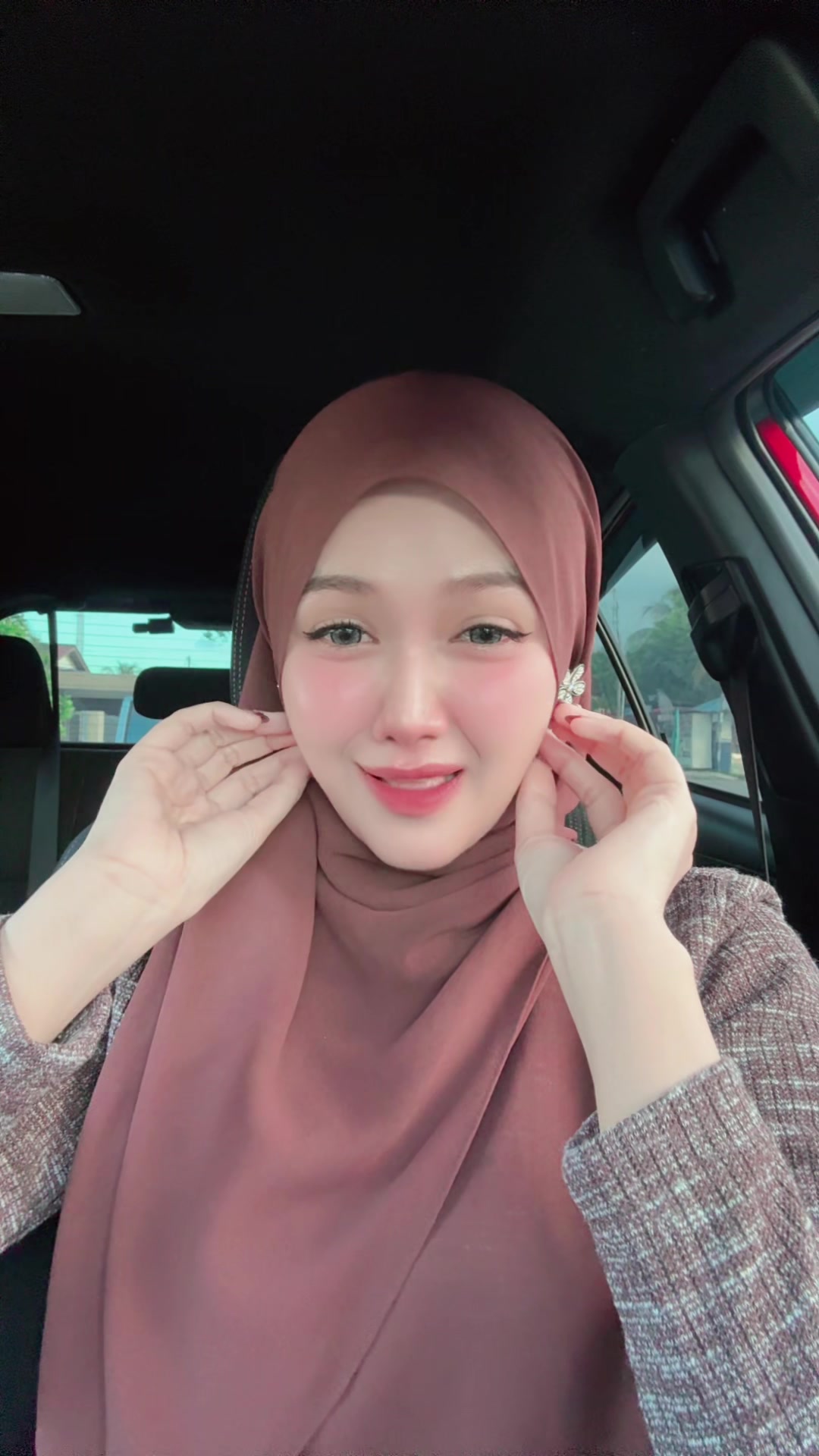 @Cantik cantik gebu