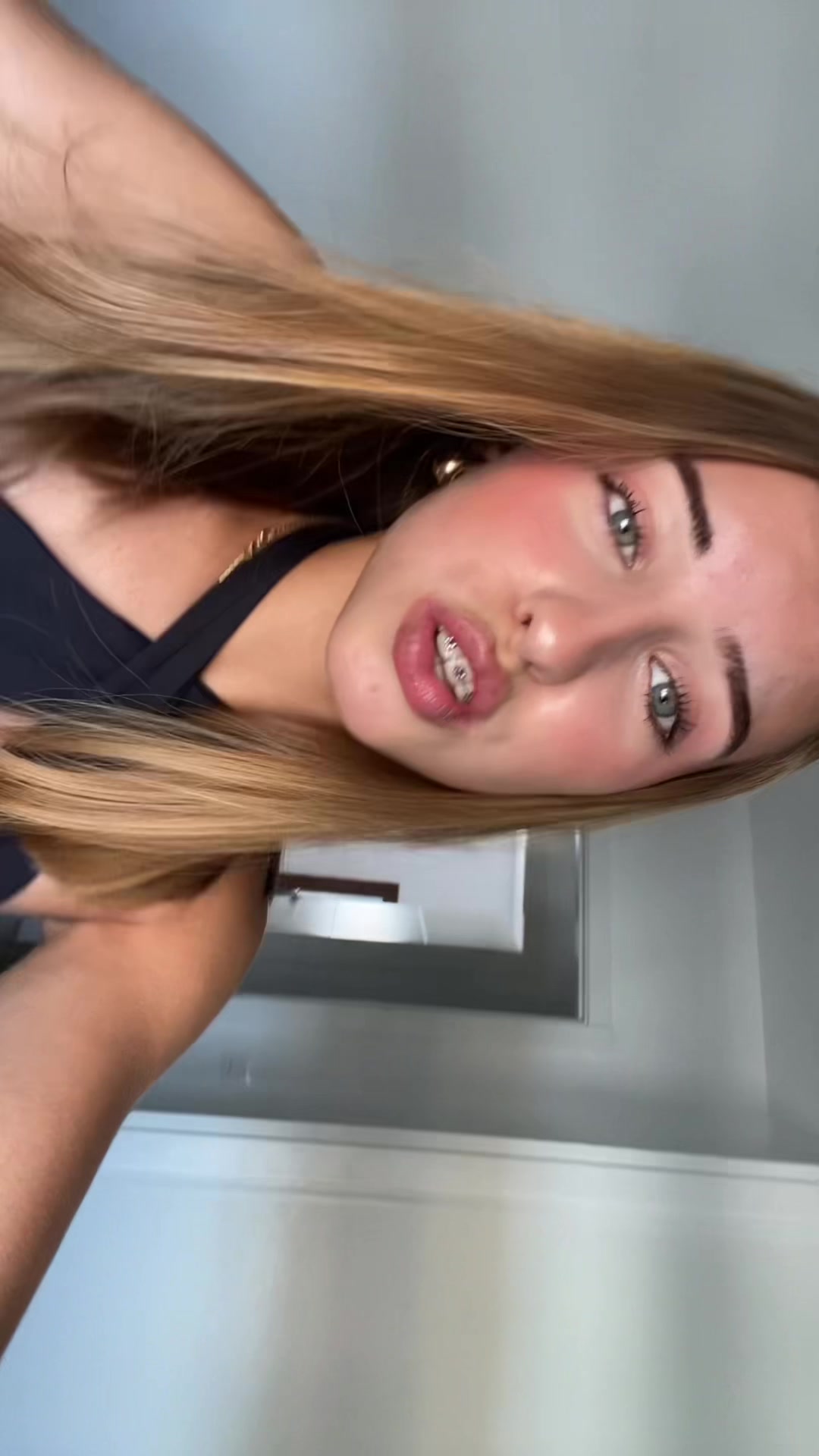 @vaaaleersss._