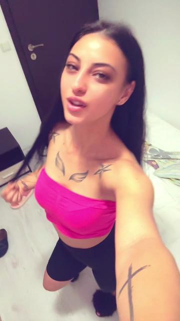 @🐍